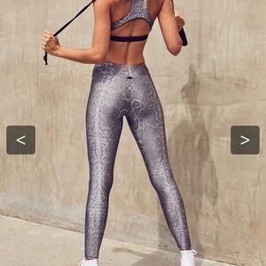 KORAL Drive High-Rise Leggings XS - Sculpt & Style!